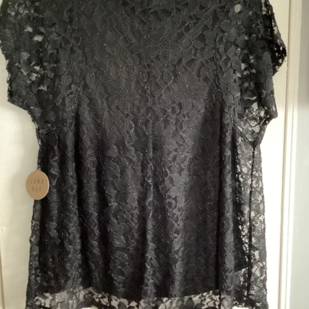Luna Rae black blouse - Picture 3 of 3